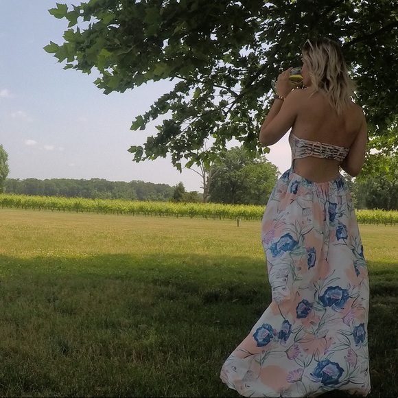 Meet your Posher, Alecia - Picture 2 of 2